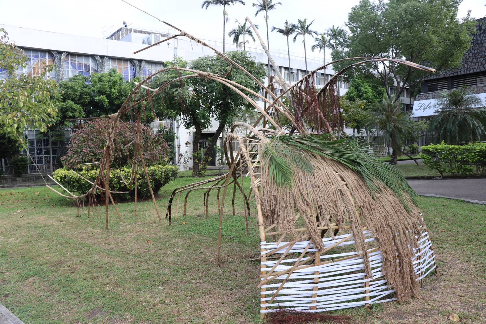 【鹿潭】作品。